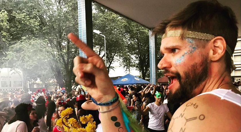 CarnaMimosa ou Bloco do Abraço. Qual seu&nbsp;estilo?