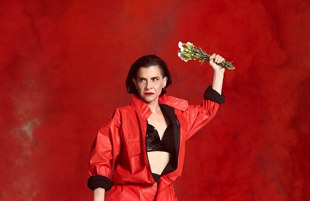 “Novas Famílias”: Marina traduz em música o&nbsp;agora