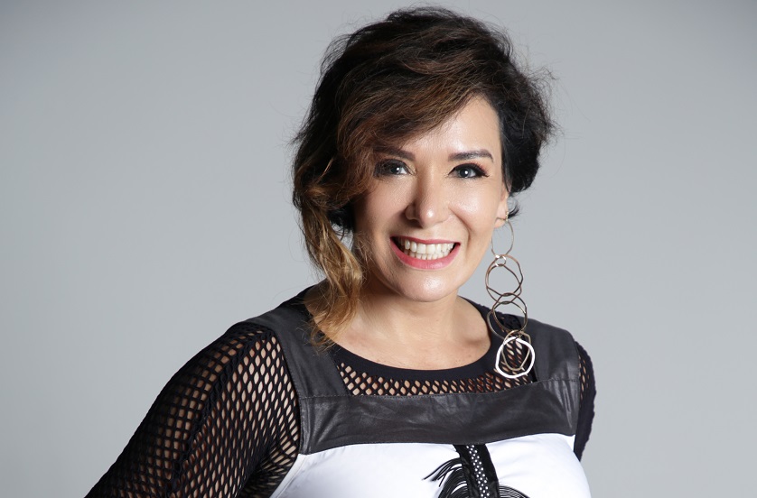 Camilla Inês amplia seu universo musical em Gotas de&nbsp;Oceano