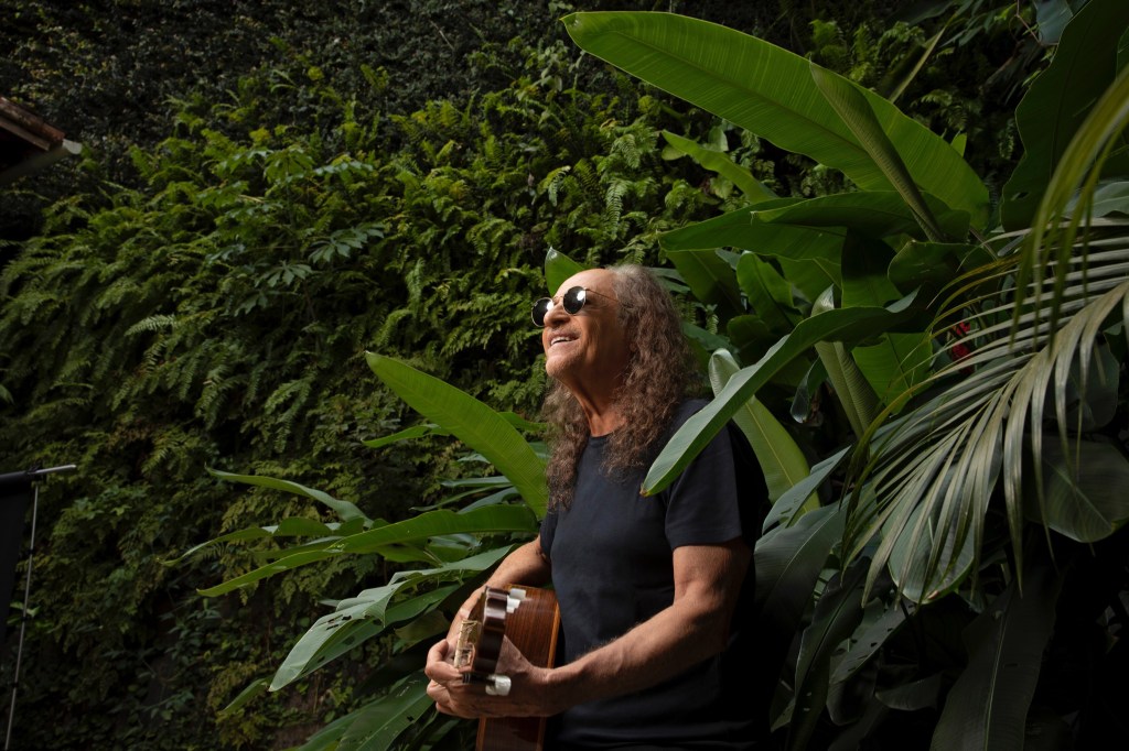 Alceu Valença faz show ao vivo direto do Teatro&nbsp;Bradesco